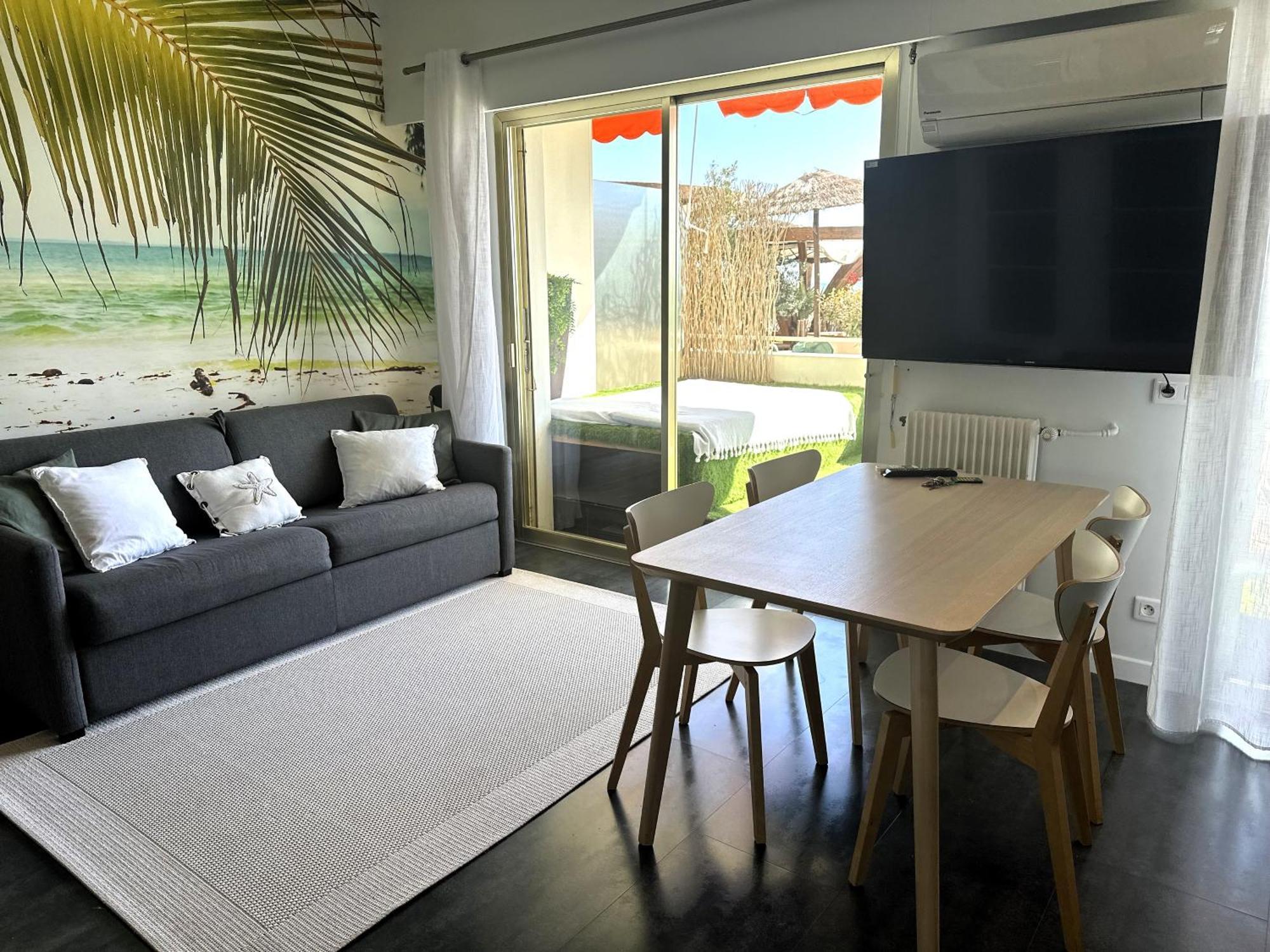 Studio Front De Mer A 10Metres De La Plage 卢贝新城 外观 照片