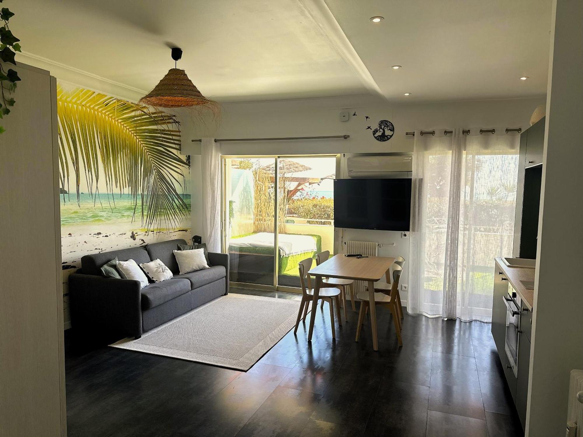 Studio Front De Mer A 10Metres De La Plage 卢贝新城 外观 照片