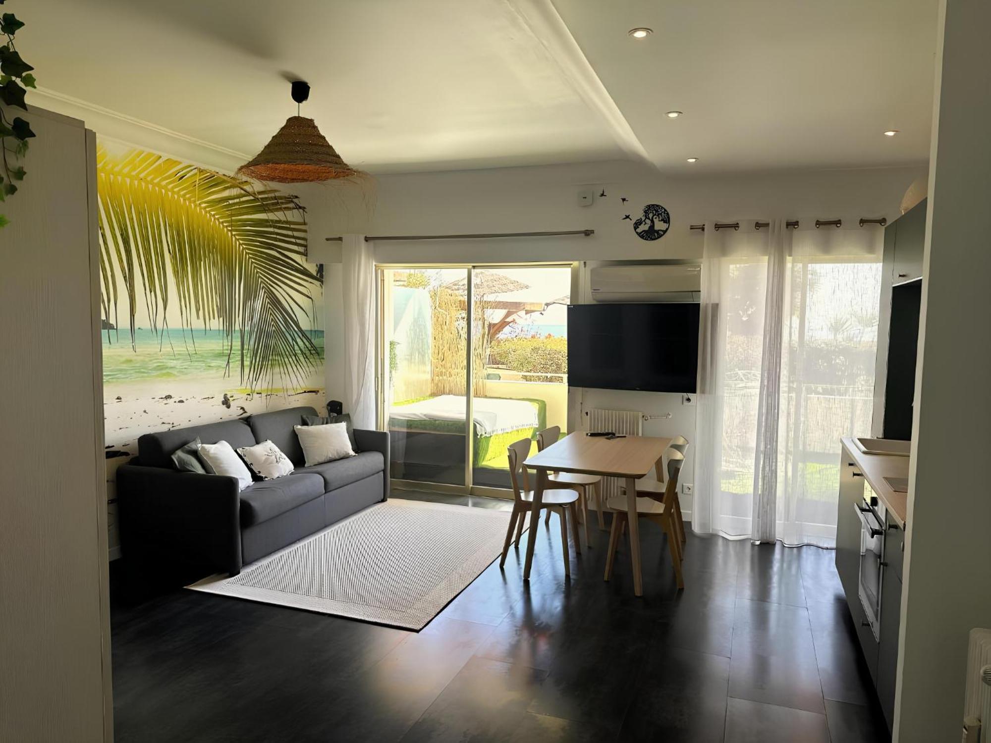 Studio Front De Mer A 10Metres De La Plage 卢贝新城 外观 照片